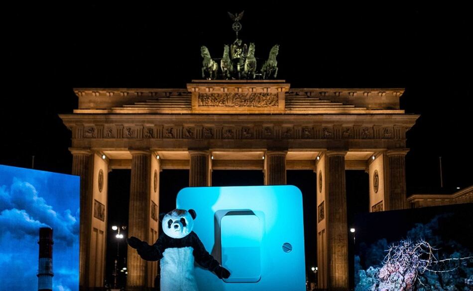 Ciudades de todo el mundo apagan sus luces para celebrar la ‘Hora del Planeta’