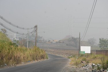 Incendio en cerro Patacón está controlado en un 60%, pero persiste el humo en la ciudad
