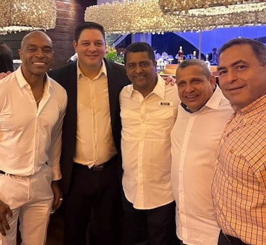 Fotos | Así celebró RM la elección de Shirley Castañedas: gala, brindis e invitados en el JW Marriott