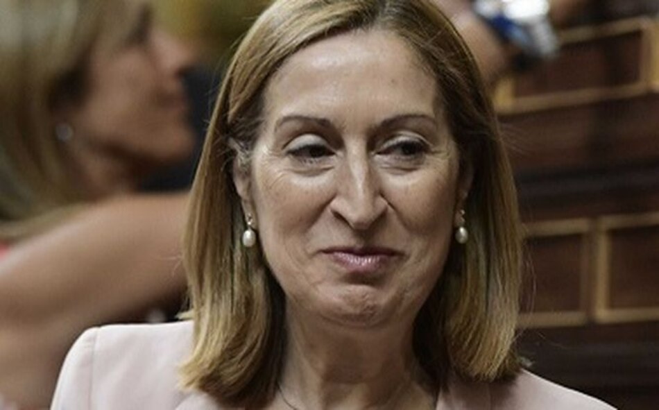 Conservadores españoles logran presidir parlamento tras pactar con centristas