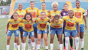 CD Universitario y Colón C3, únicos con marca perfecta