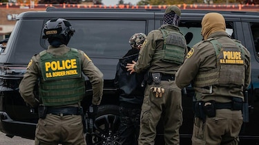 Cómo el miedo a la deportación aumentó la cantidad de dinero que los hondureños en Estados Unidos envían a su país