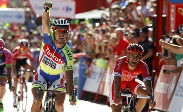 Sagan gana tercera etapa; el colombiano Chaves sigue líder