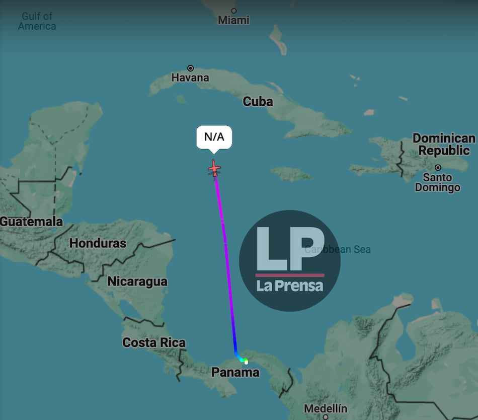 Los diputados de RM viajan a Mar-a-Lago en el avión de Martinelli