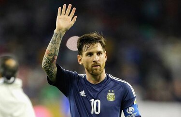 Messi cumple años y critica a la dirigencia de su país