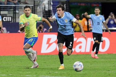 Uruguay se impone en los penaltis a Brasil y será el rival de Colombia en la semifinal