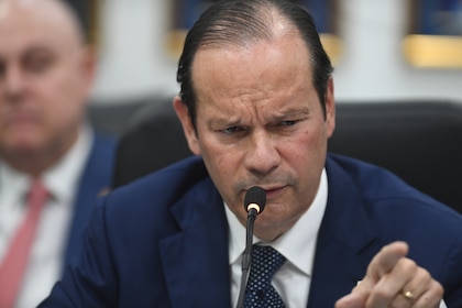 La convergencia del descontento: tres frentes y el fuego cruzado que enfrenta Mulino