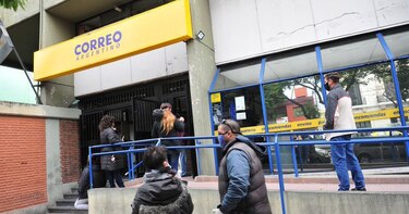 Decretan quiebra de Correo Argentino, empresa de la familia del expresidente Macri
