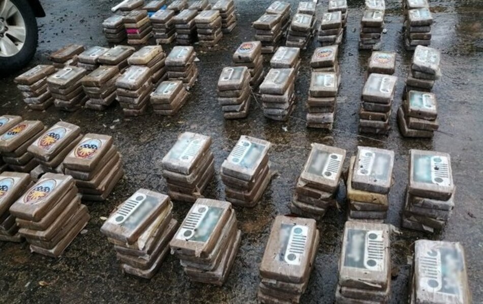 Fiscalía y la Policía hallan 294 paquetes de droga cerca de un hotel de playa en Veracruz