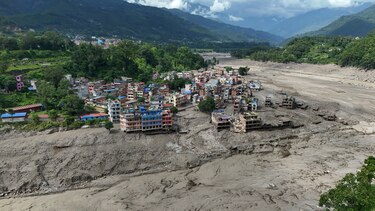 Riada en Nepal: Más de 390 muertos, unos 1,400 desaparecidos y miedo a otra crecida