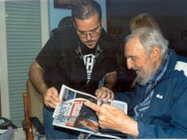 Cuba: Fidel Castro aparece en fotos junto a líder estudiantil