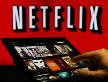 Netflix cumple 25 años con un futuro incierto como líder del ‘streaming’