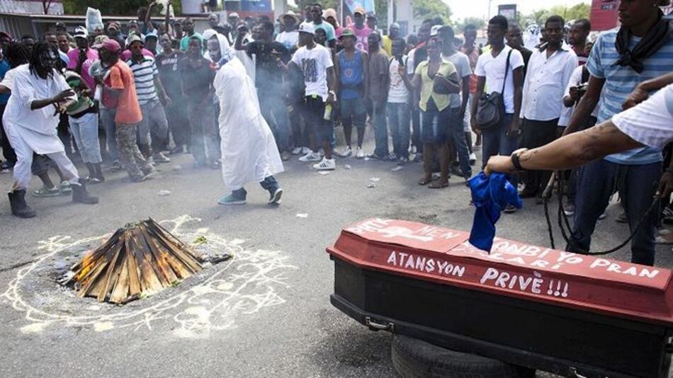 La oposición haitiana marcha en rechazo a la anulación de elecciones