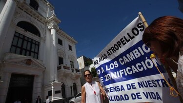 Protestan en el Consejo Municipal por el permiso de ocupación del P.H. Scala de Bella Vista