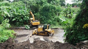 Aguaceros causan la crecida de la quebrada Camazón en Alanje
