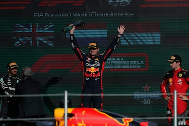 Verstappen gana en México y eleva a 16 su propio récord de victorias en un año