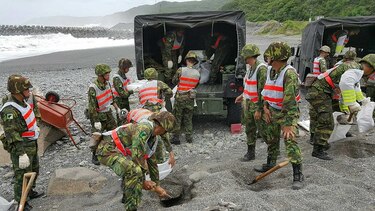 Taiwán evacúa a miles de turistas ante llegada del supertifón Nepartak