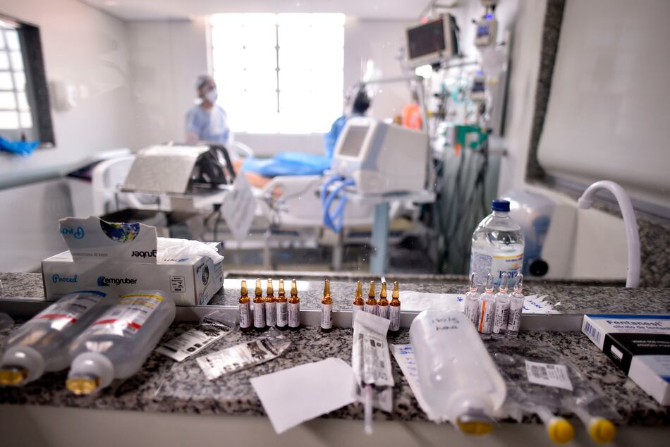 Brasil rebasa la cifra de los 30 mil muertos por coronavirus