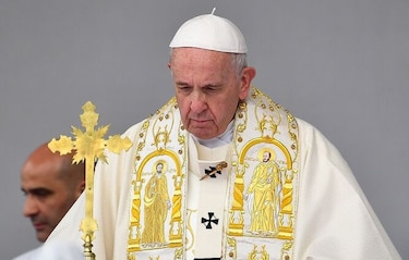 El papa Francisco insta a los búlgaros a abrirse a los inmigrantes
