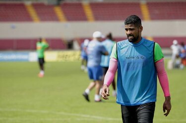 Tres panameños reforzarán al Bucaramanga