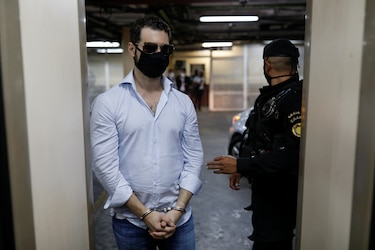 Tribunales de Guatemala cerrarán por dos semanas, lo que deja en suspenso las audiencias de extradición de los hermanos Martinelli Linares