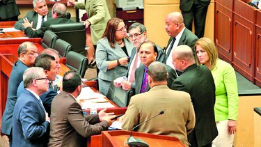 Reformas electorales pasan a tercer debate
