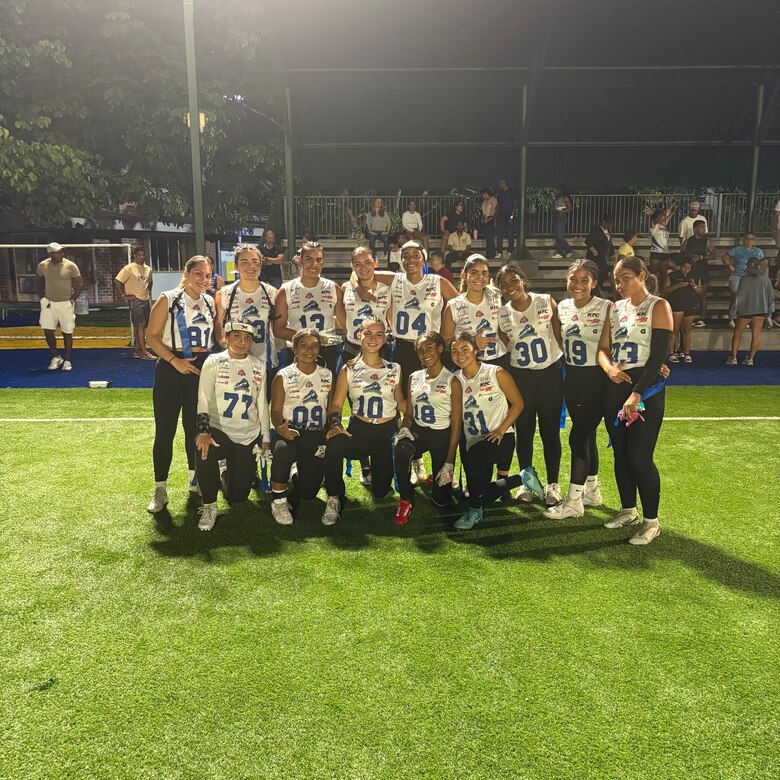 Eagles, Kolts, Raiders y Dragons triunfan en semifinales de la Kiwanis Football League