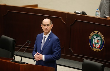 La política fiscal de exigir factura ya tiene un pie en la calle; reportes de la DGI reflejan caída en los ingresos