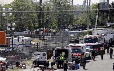Pesquisa no aclara si hubo impacto contra Amtrak accidentado