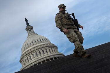Washington, fortificado por riesgos de violencia antes de investidura de Biden