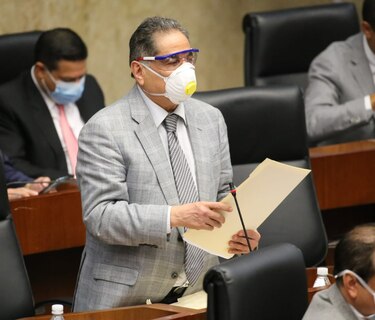 La Asamblea designa al diputado perredista Roberto Ábrego como directivo del Canal