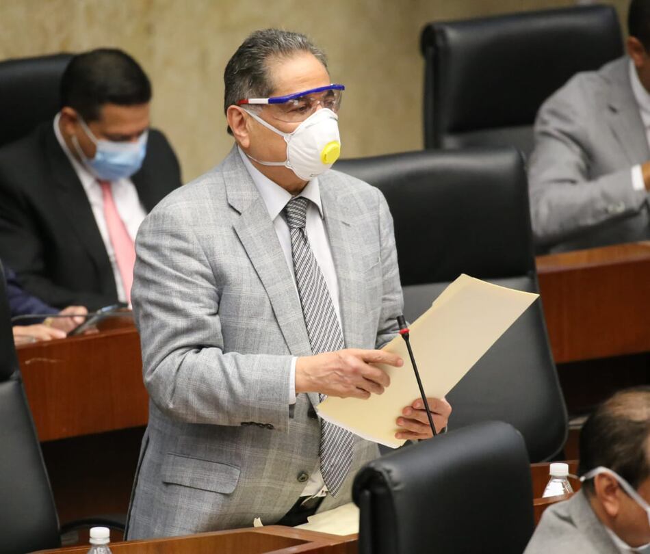 La Asamblea designa al diputado perredista Roberto Ábrego como directivo del Canal