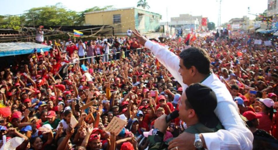 Nicolás Maduro evalúa 'premiar' a los beneficiarios de programas sociales que voten