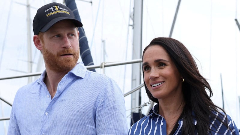 El rey Carlos III deja claro que Harry y Meghan siguen sin ejercer funciones para la monarquía británica