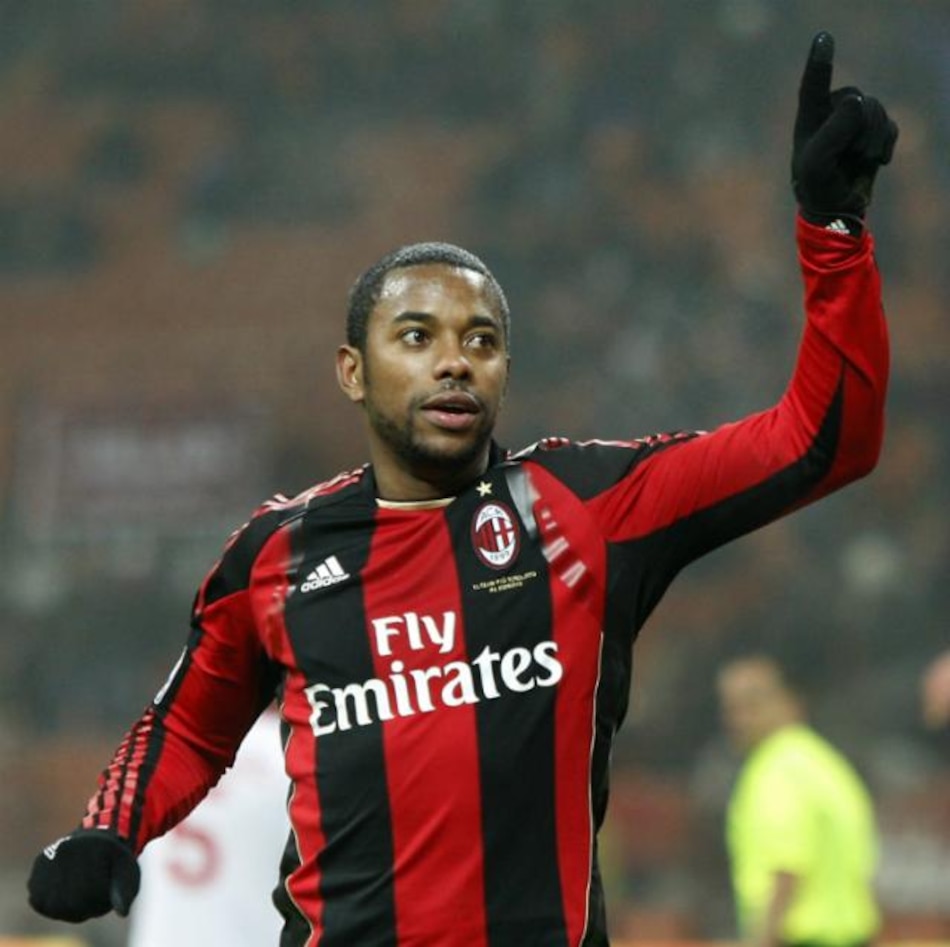 Robinho regresa al Santos por tercera vez en su carrera