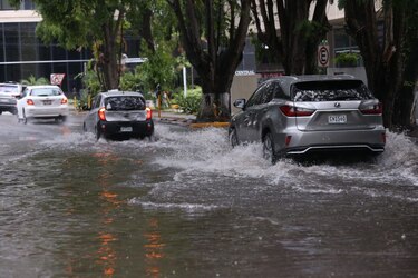 Lluvias dejan calles anegadas en las provincias de Panamá y Panamá Oeste