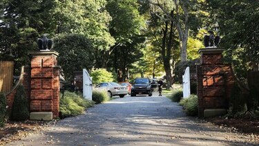 El artefacto enviado a la casa de George Soros era un explosivo