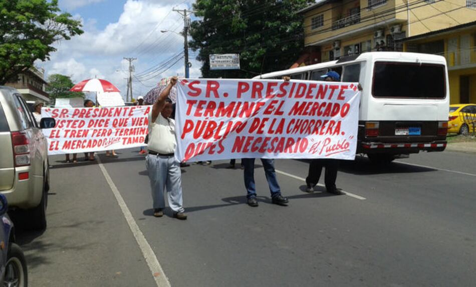 Vendedores de productos agrícolas exigen terminación de mercado