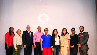 Fundación Calicanto celebra graduación