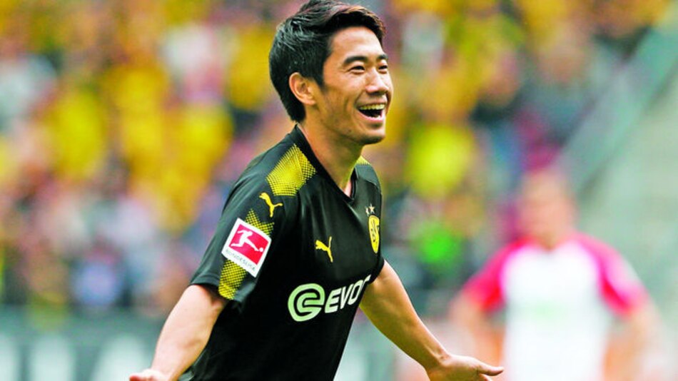Shinji Kagawa hace historia y el Dortmund lidera la Bundesliga
