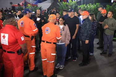 Misión cumplida: rescatistas panameños regresan al país tras labores en Venezuela por los terremotos
