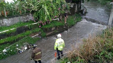 Suspenden búsqueda de menor que fue arrastrado por el río en medio de fuerte lluvia