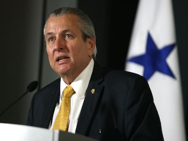 Dan de alta al ministro Quijano