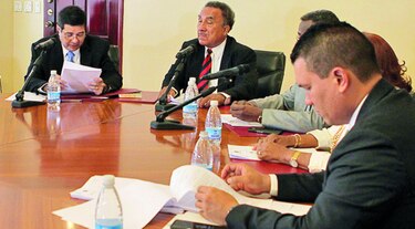 Crean subcomisión para discutir proyecto anticorrupción