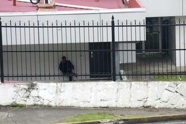 Así es el búnker de Benicio Robinson: área de secretarías, sala privada y acceso restringido