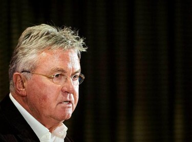 Eurocopa: Hiddink adelanta posible renuncia si Holanda pierde ante Letonia