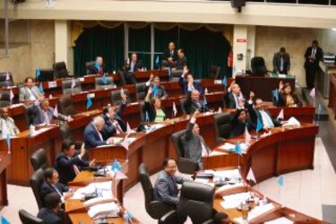 Buscan formas de desactivar el llamado ´gobierno paralelo´