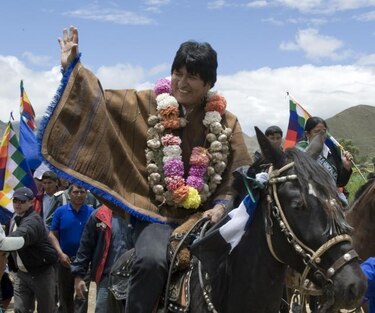 Evo Morales recibe a líderes indígenas