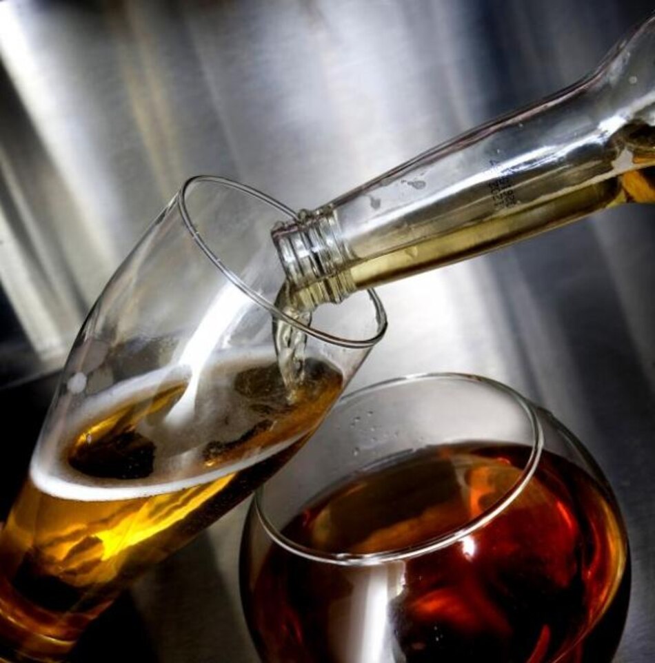 Polémica por consumo de alcohol en Comité de Finanzas de la ONU