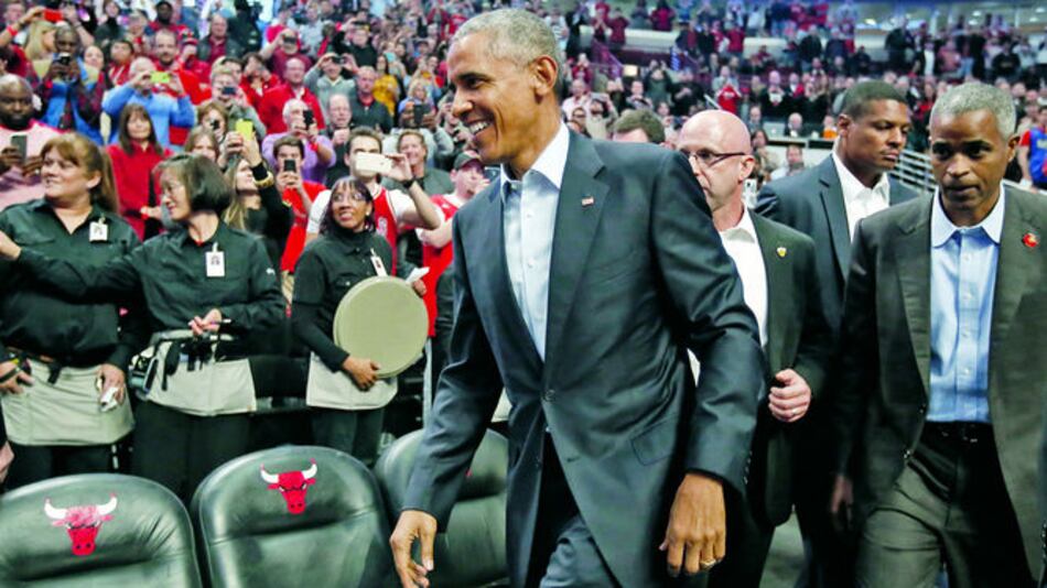 Observados por Obama, Bulls superan a Cavaliers